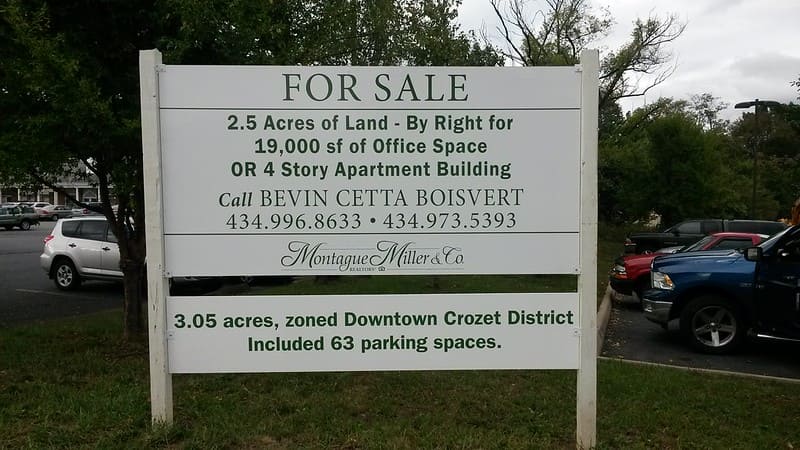 Commercial Sale sign